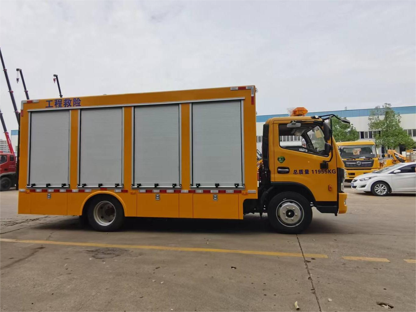 東風多利卡D7  2000方排水車（便攜）