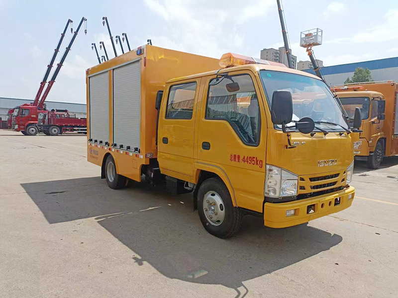 五十鈴雙排藍(lán)牌1000方救險(xiǎn)車(便攜)