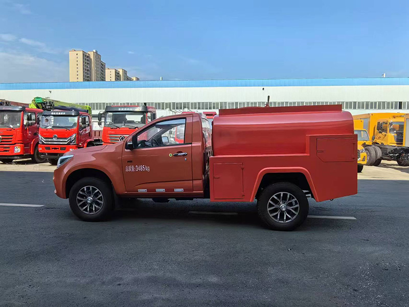 五十鈴單排灑水車(細水霧泵)