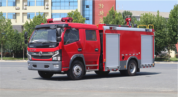 消防車(chē)廠家教你如何購(gòu)買(mǎi)消防車(chē)及購(gòu)買(mǎi)注意事項(xiàng)